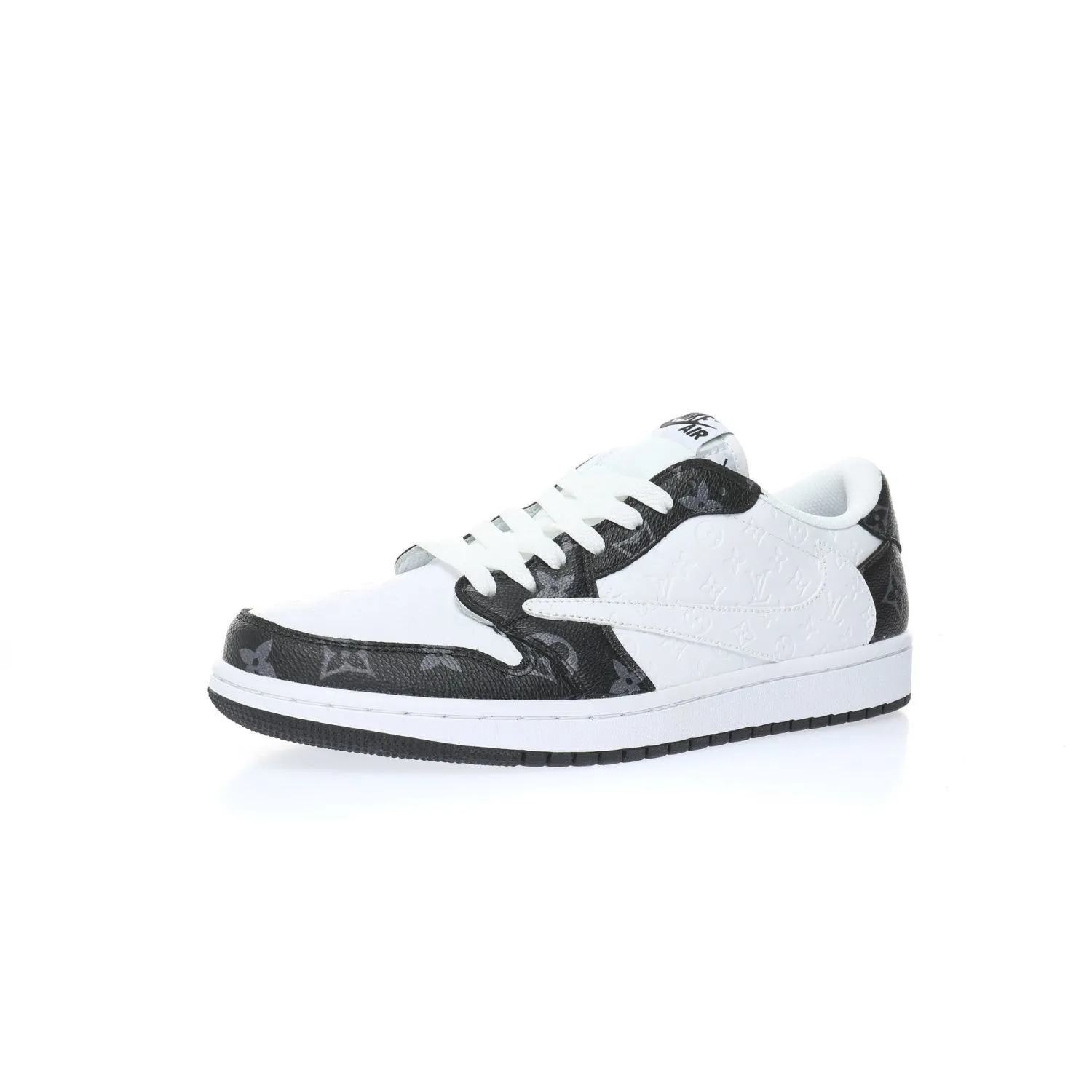 【日本未入荷】LOUIS VUITTON X TRAVIS SCOTT X NIKE AIR JORDAN 1 LOW OG SP