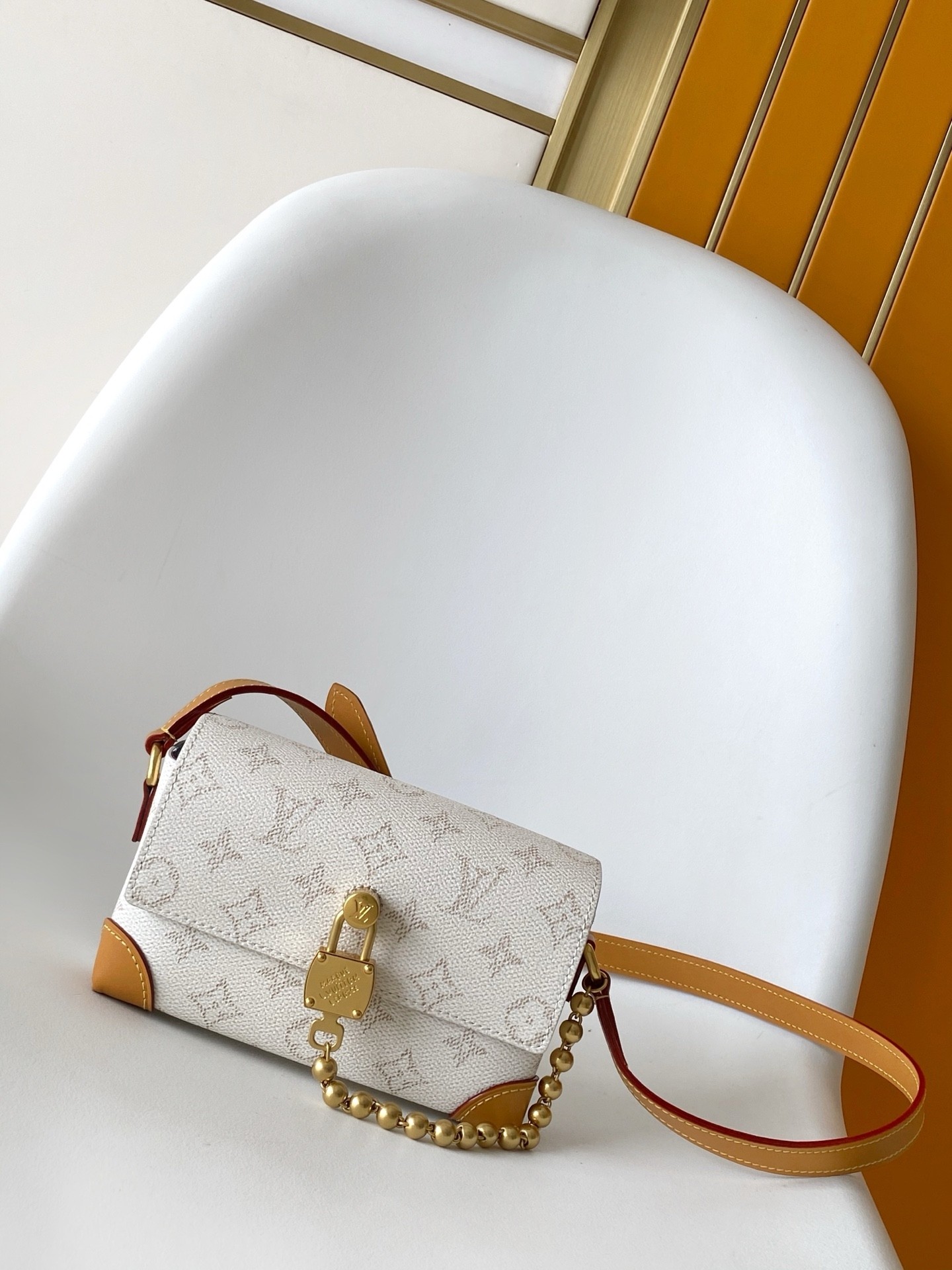 LV STEAMER Bag M14923 18x11x6.5cm