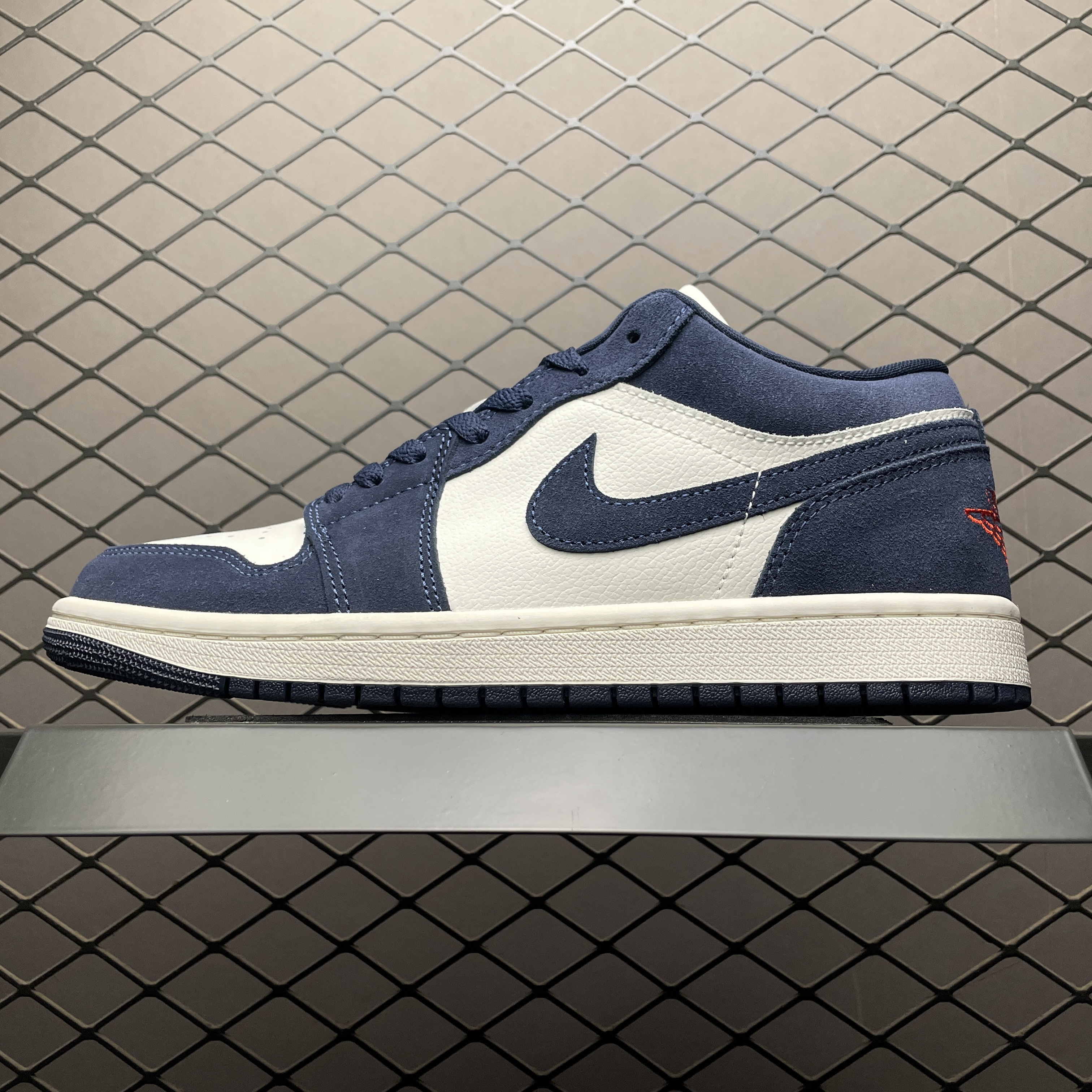 JRD1 Retro IO7448-400