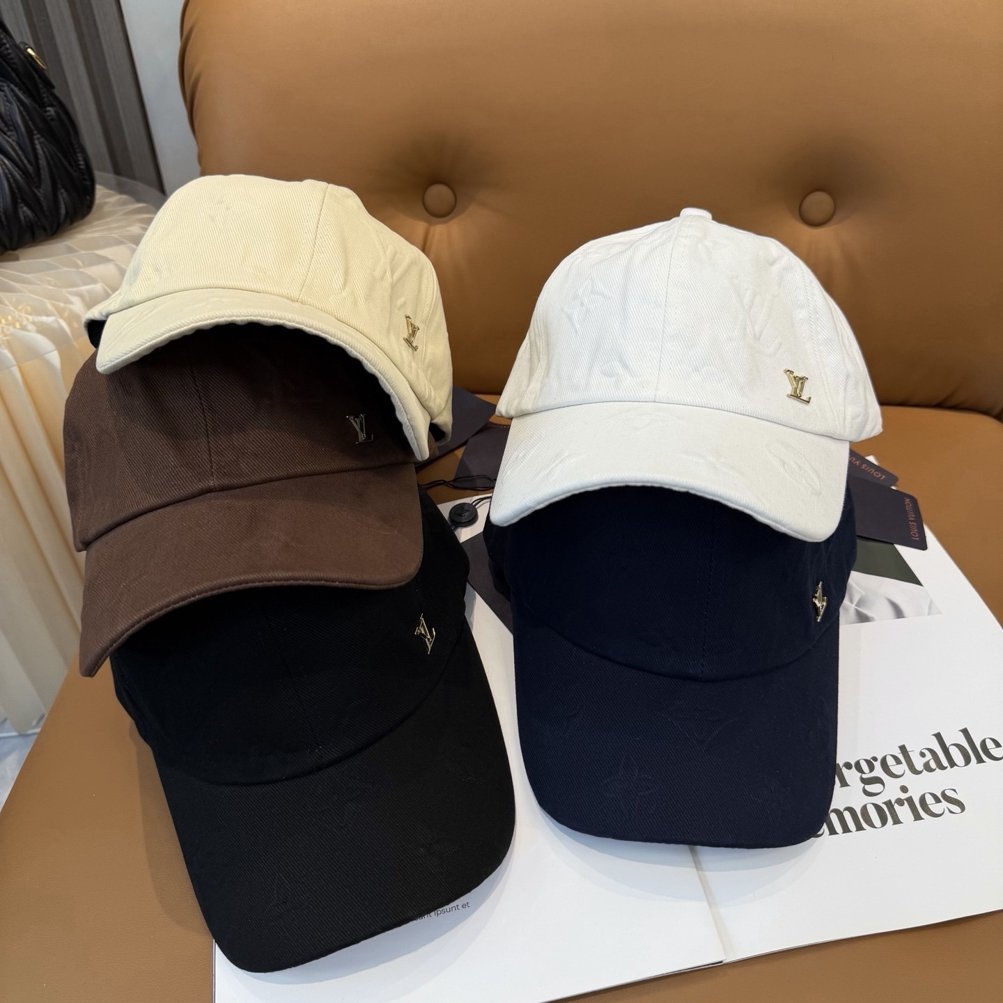 LV Cap（Multiple colors）