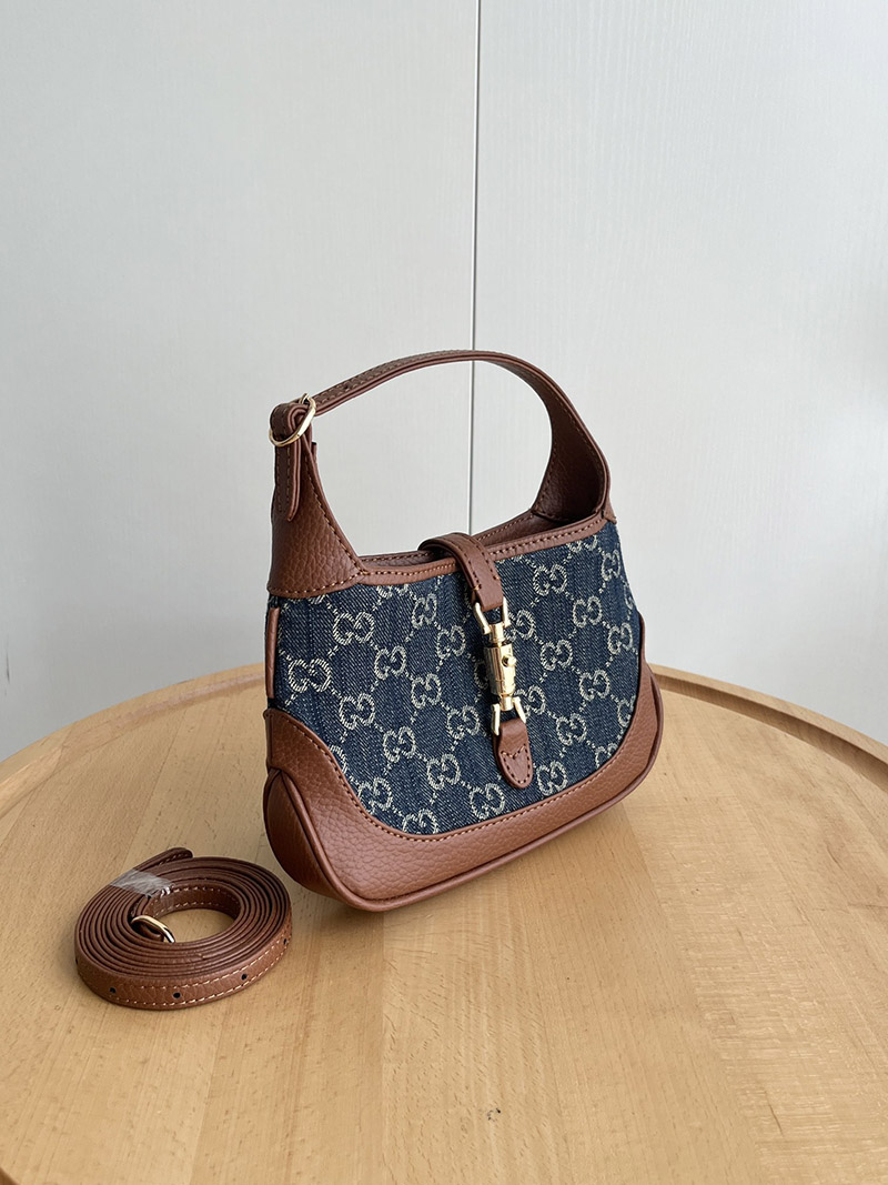 Size 7.5″x5.1″x1.2″ Canvas Handbag with Adjustable Straps BB-921716