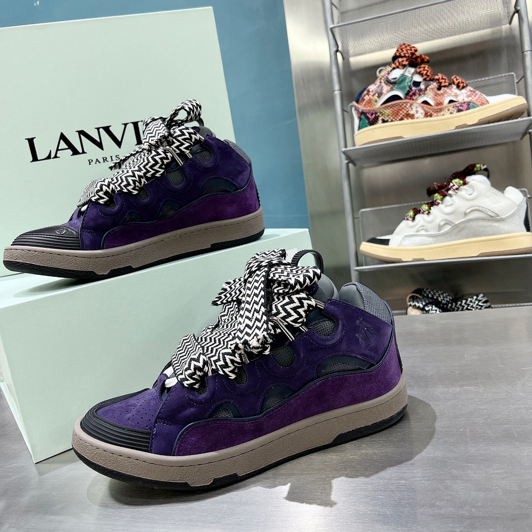 LAN Curb Sneaker 19
