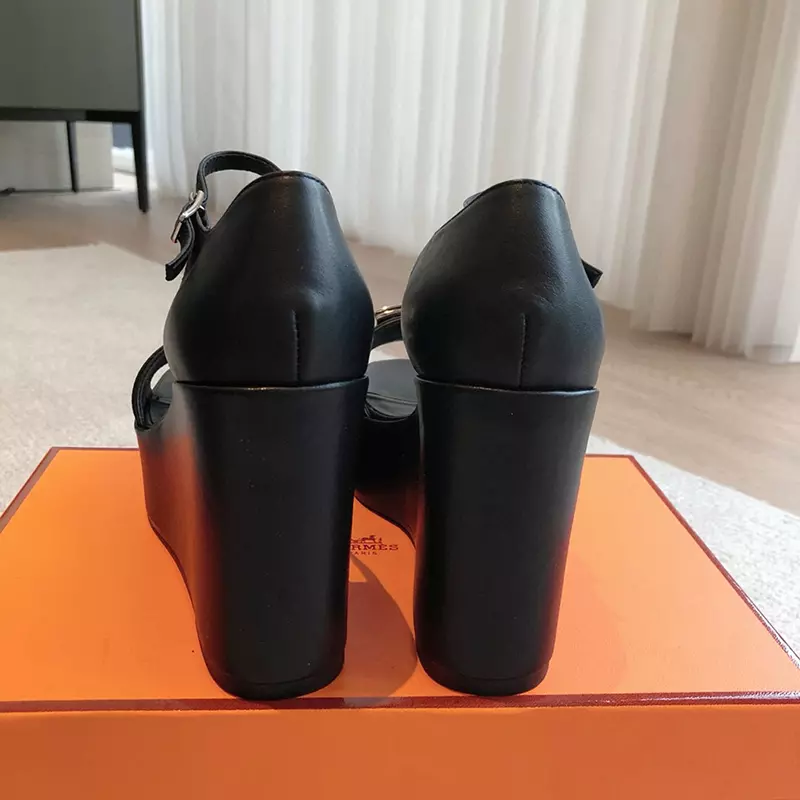 Classical High Quality Real Leather heels Sandals LX-872303