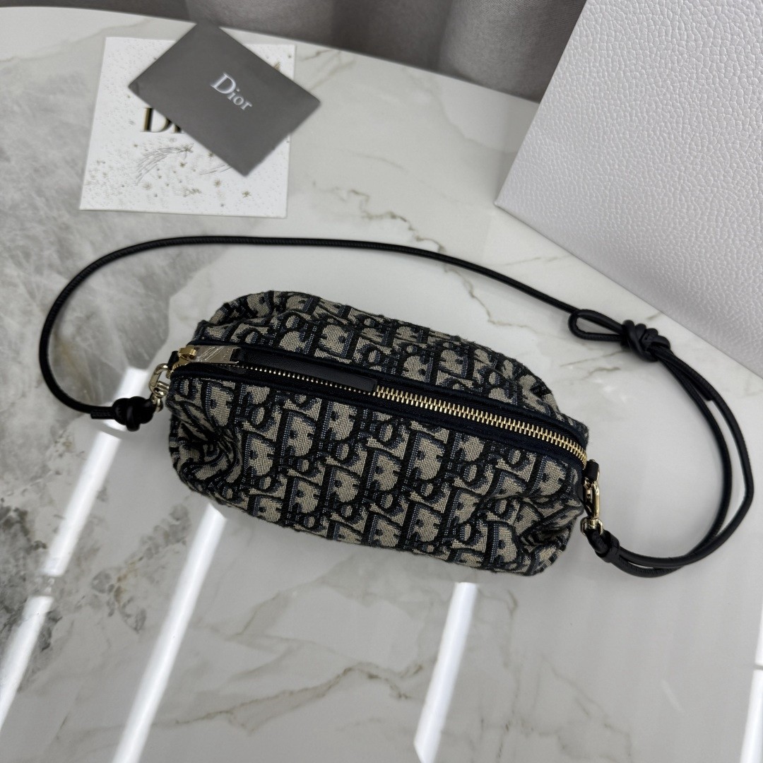 DR Shoulder bag 20x11x8cm