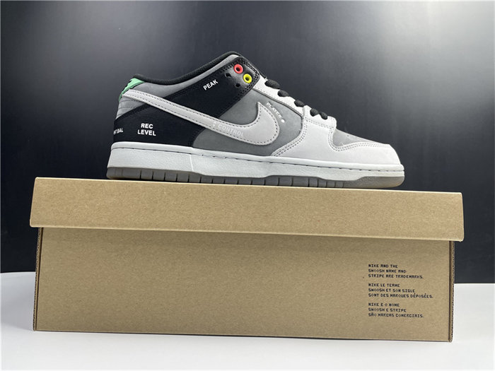 NK SB Dunk Low VX1000 CV1659 001