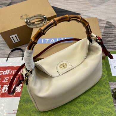 GUC Shoulder bag 30X23X6.5cm（Multiple colors）