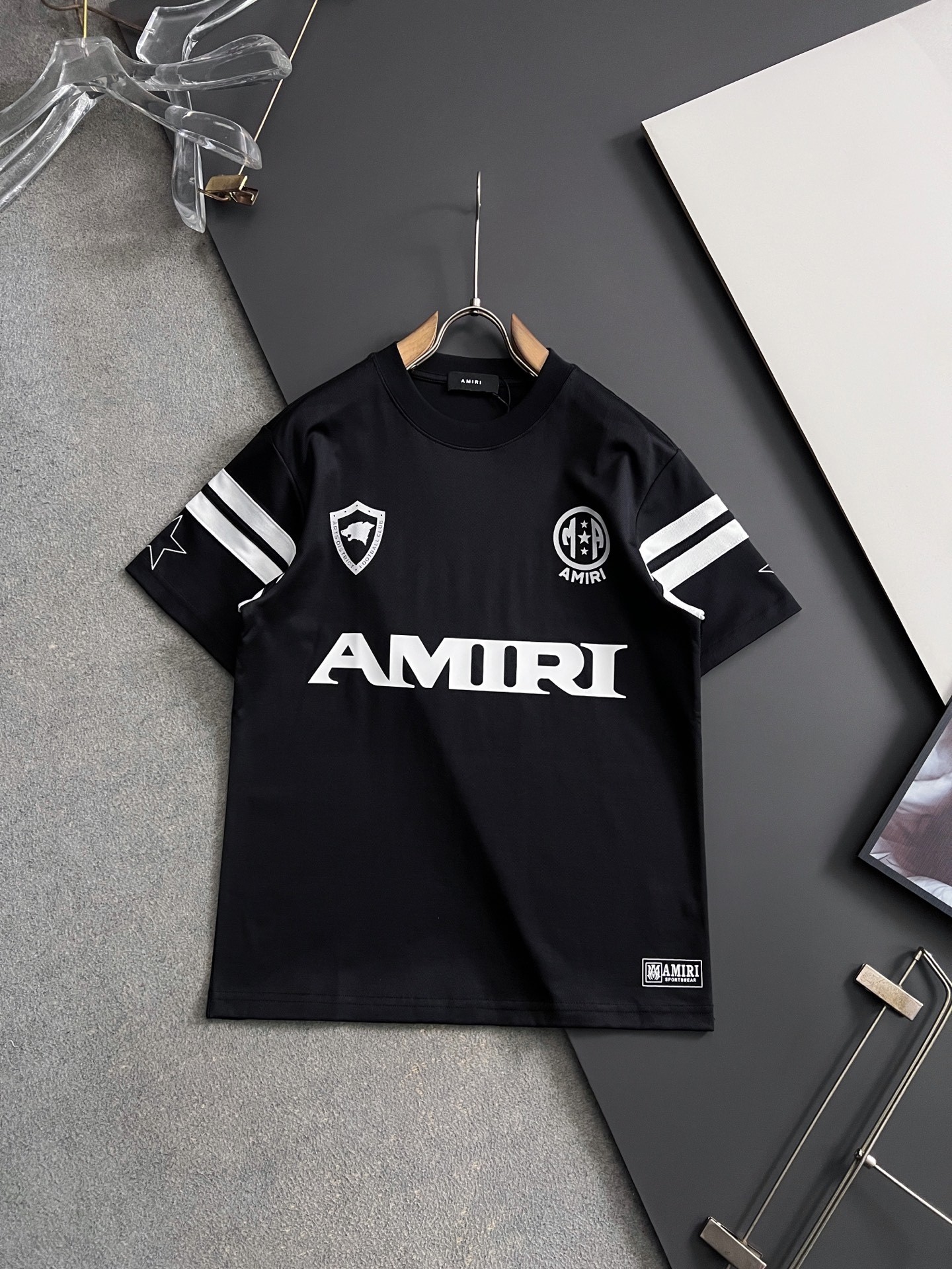 Amri T-Shirt