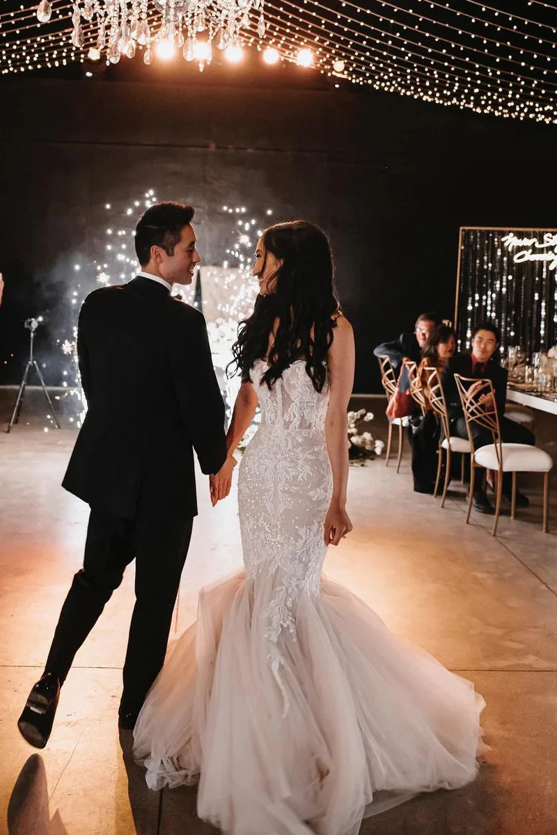 Charming Mermaid Sweetheart Tulle Wedding Dress with Appliques