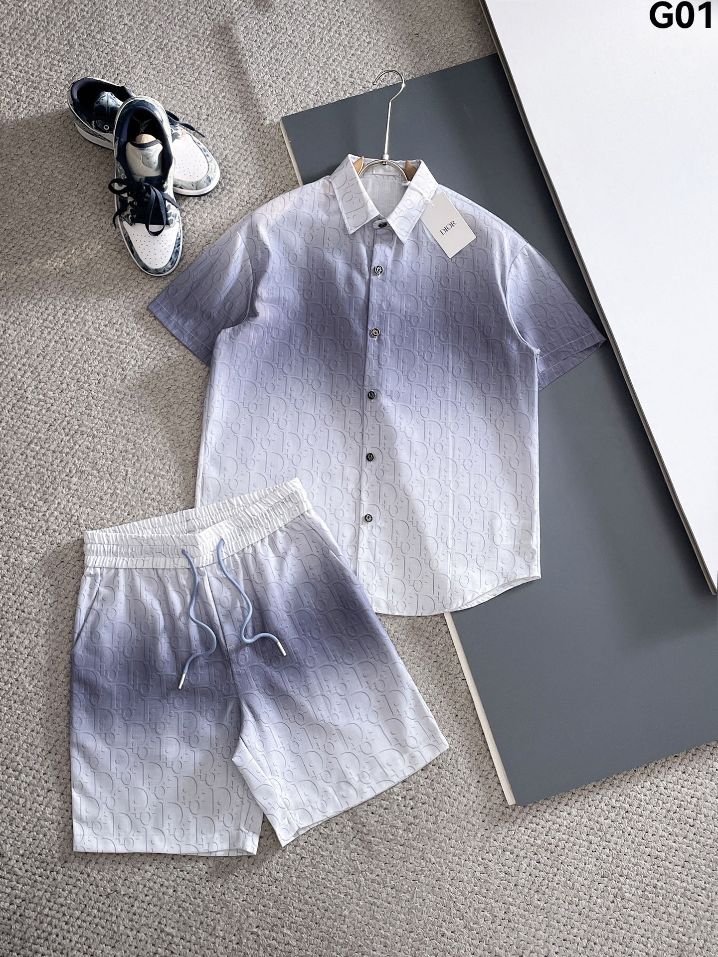 DR Two-piece suit