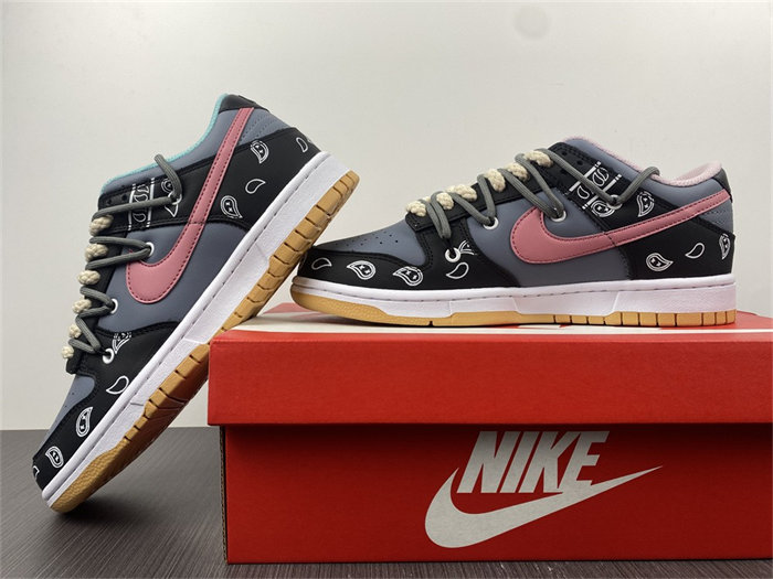 NK Dunk Low SE FREE DH0952-001