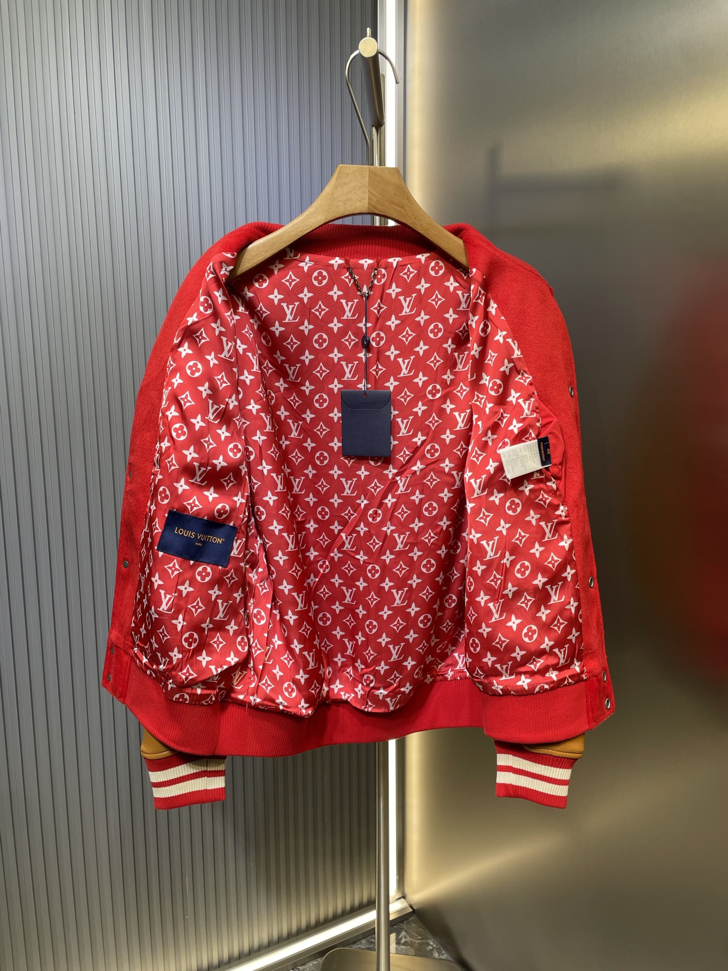 LV Wool-Blend Leather-Trimmed Snap-Button Baseball Jacket 2025ss