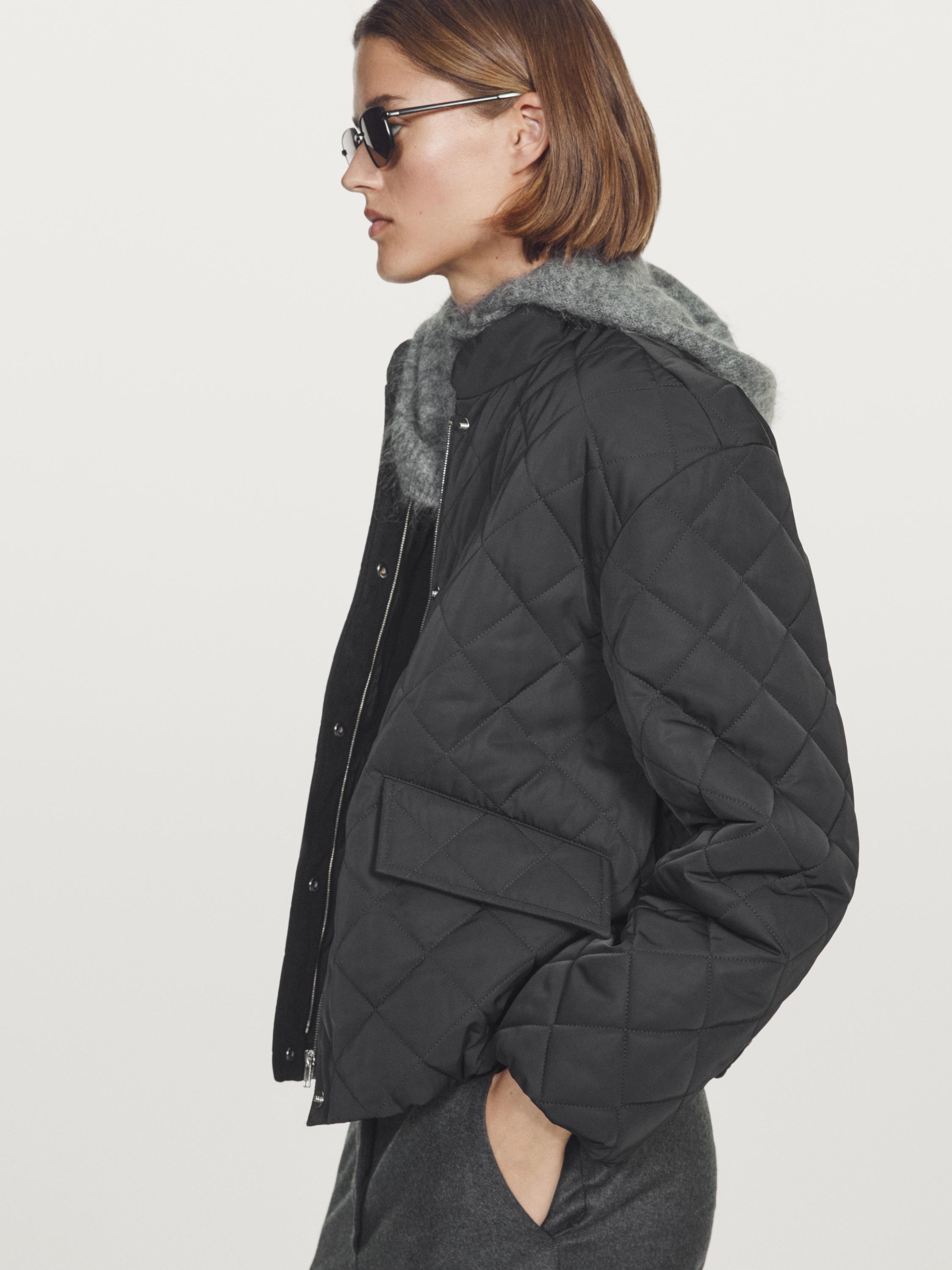 Chaqueta corta acolchada water repellent