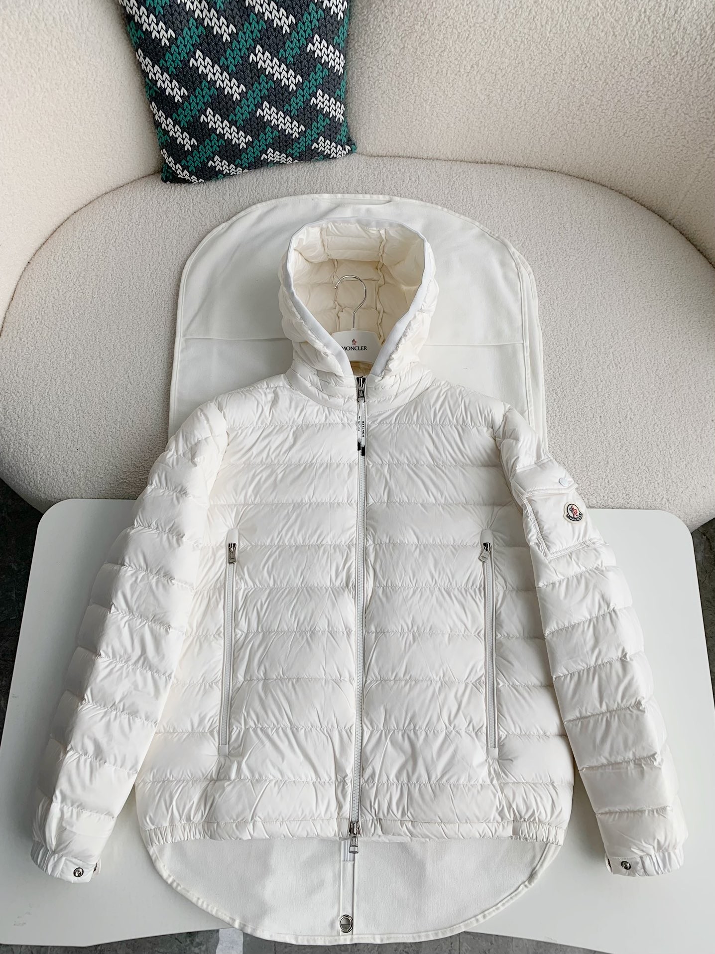 MONC Montbeliard down jacket