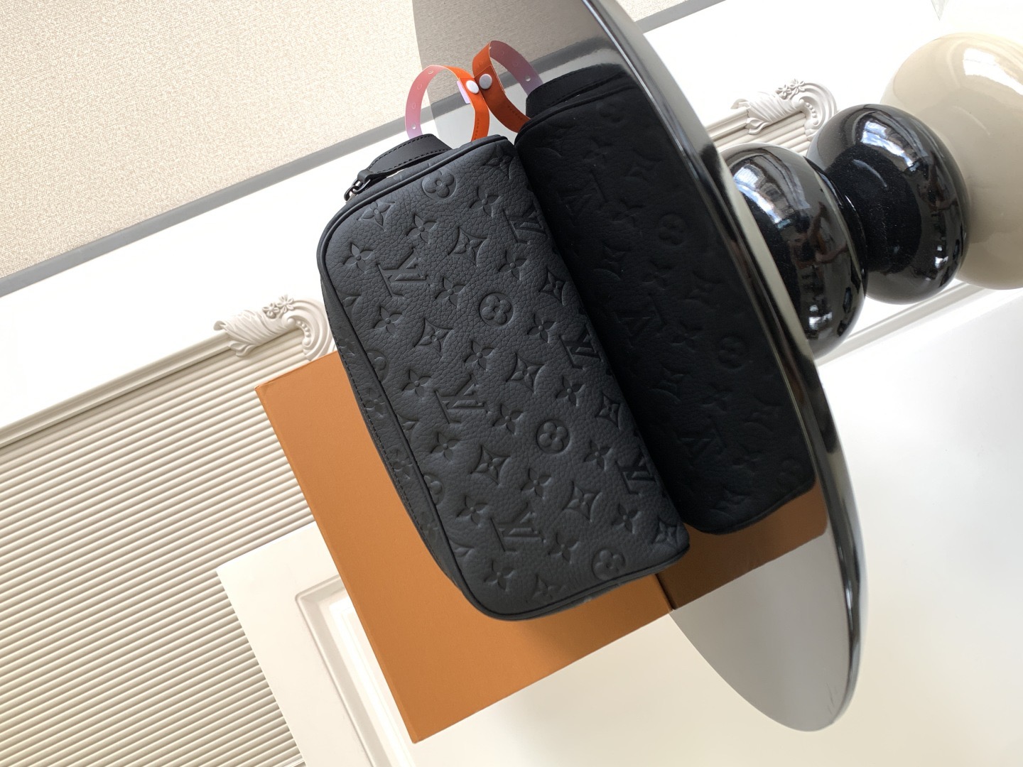 LV Shoulder handbag 28*15*16.5cm