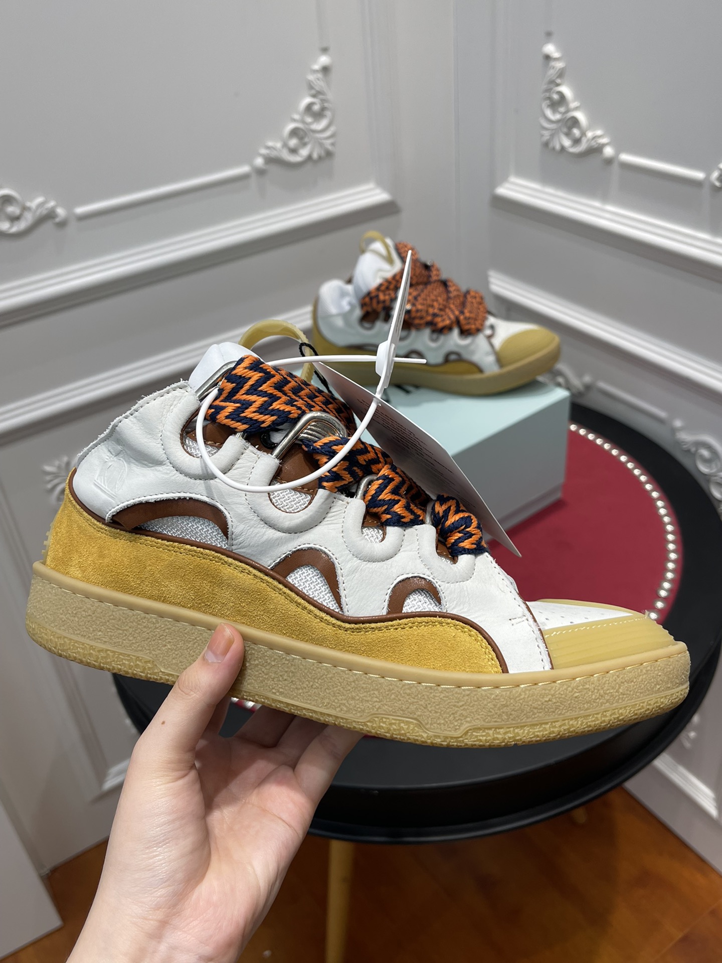 LAN Curb Sneaker Beige FM-SKRK11-LIAG-H2105