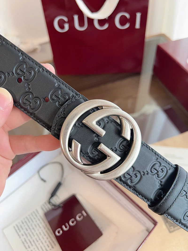 Wide1.6″ Genuine Leather Reversible Man’s Belt PD-69000115