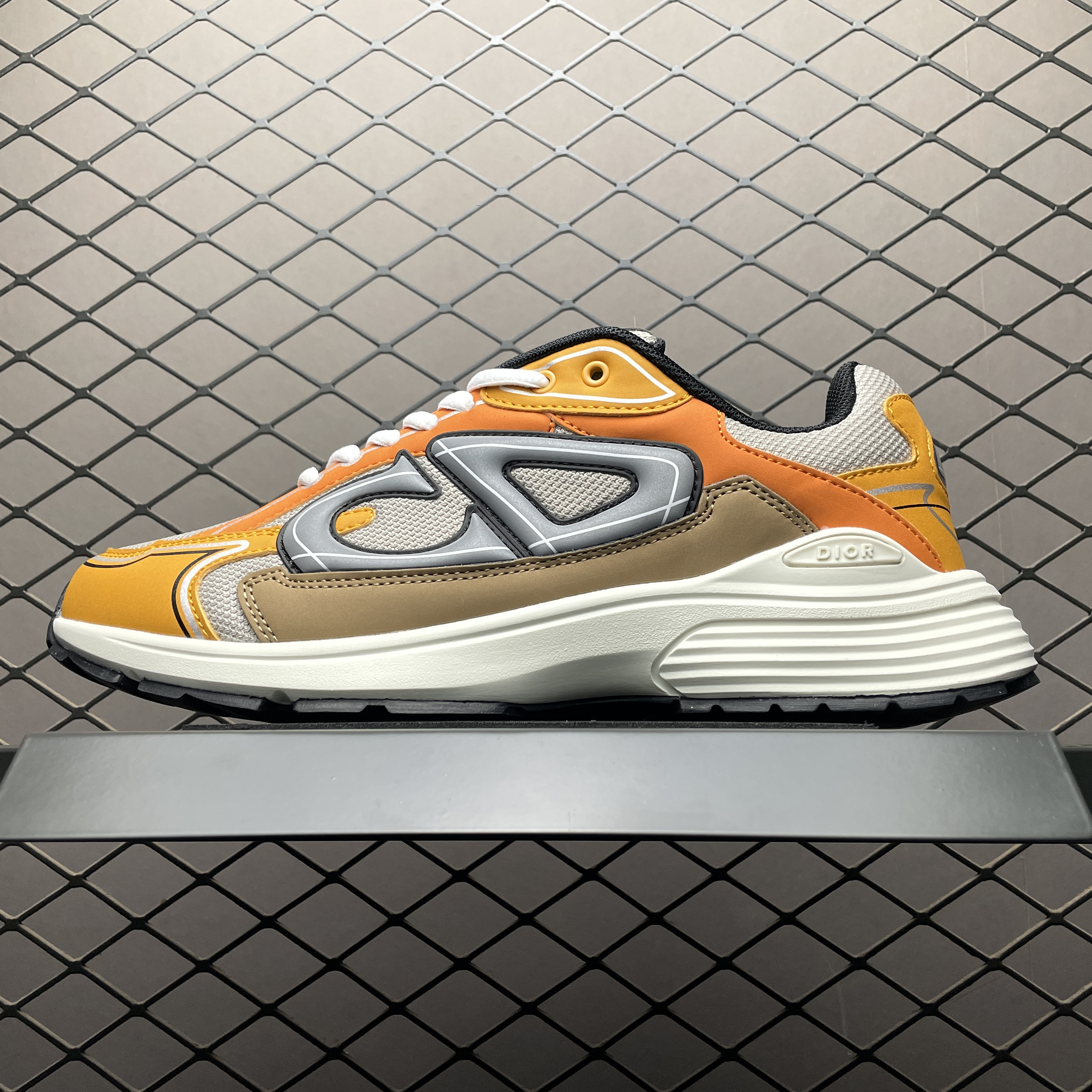 DR b30 sneaker