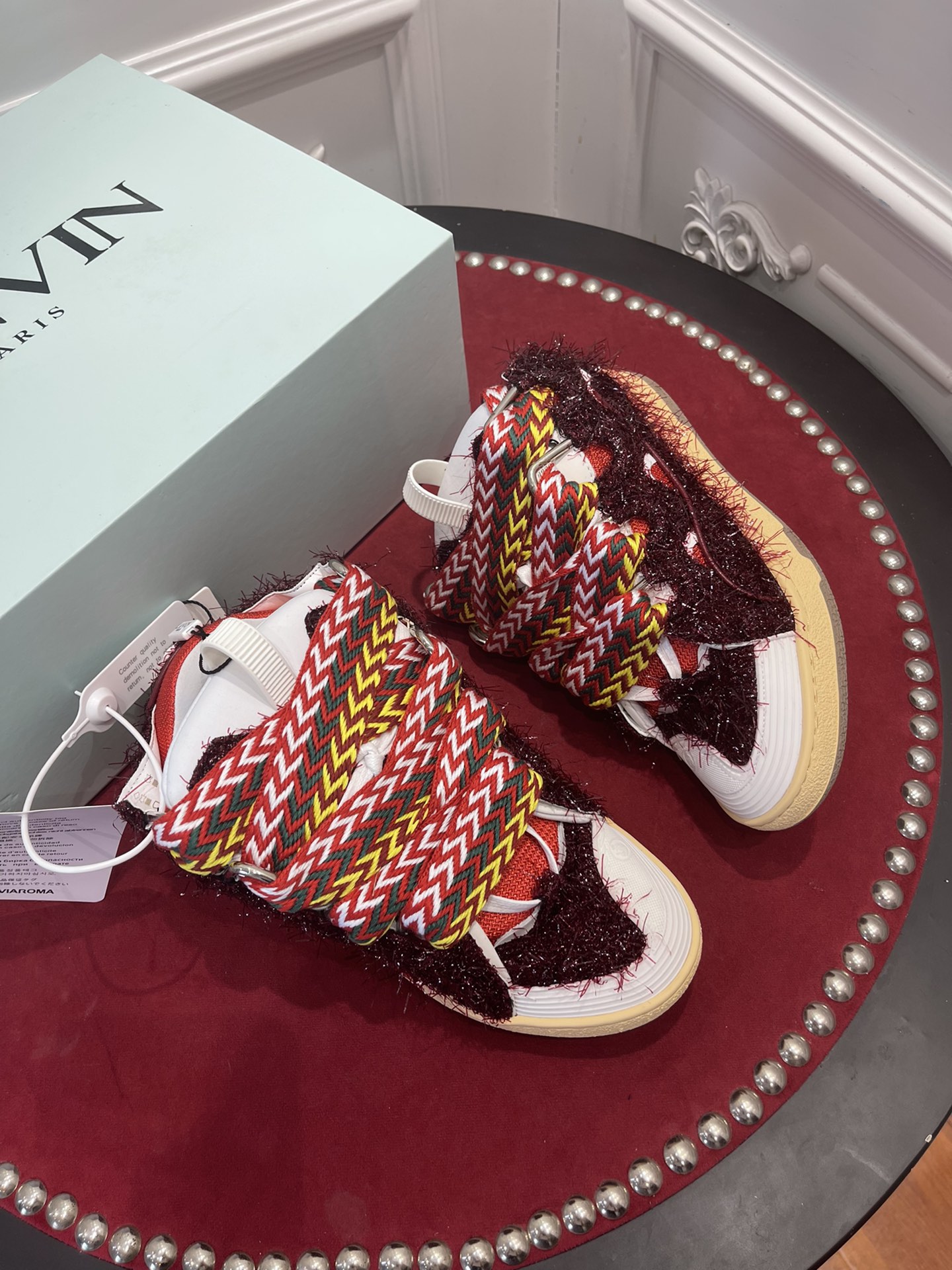 LAN × Gallery Department  Red