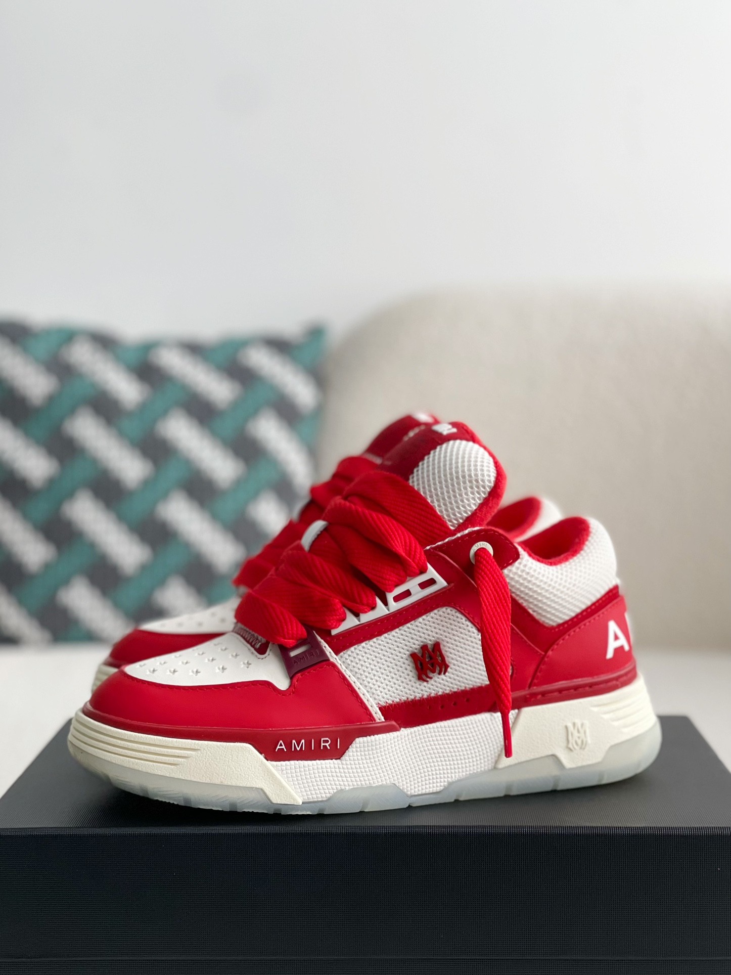 AMRI Sneakers