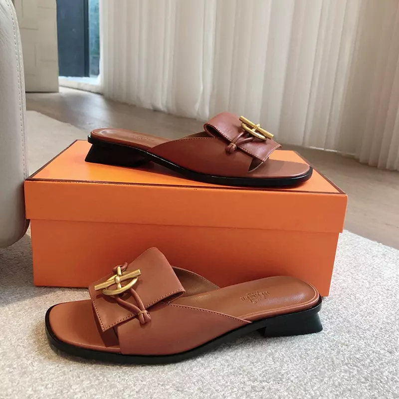 Fashion High Quality Real Leather Slippers LX-872310