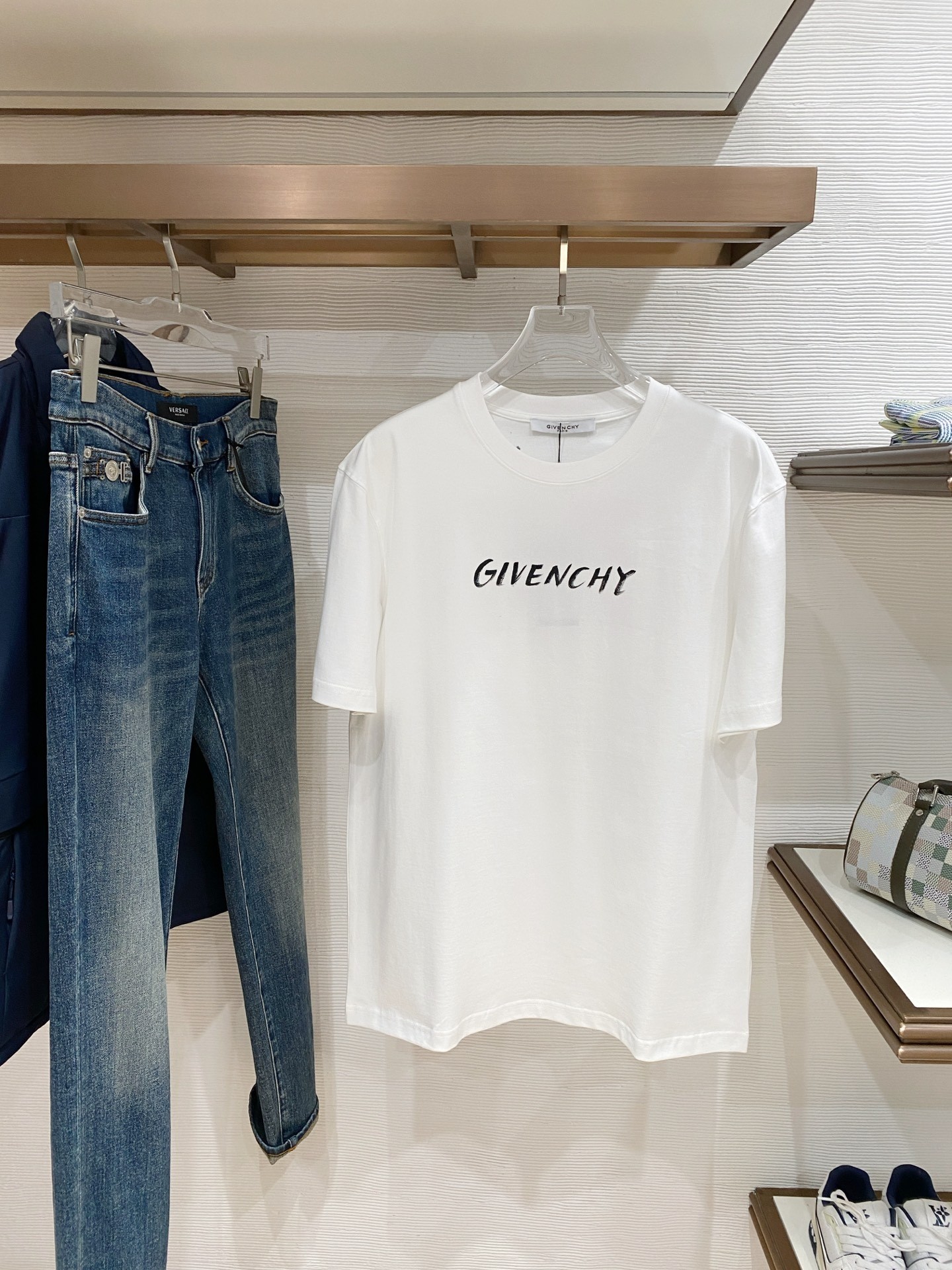 GVC T-shirt
