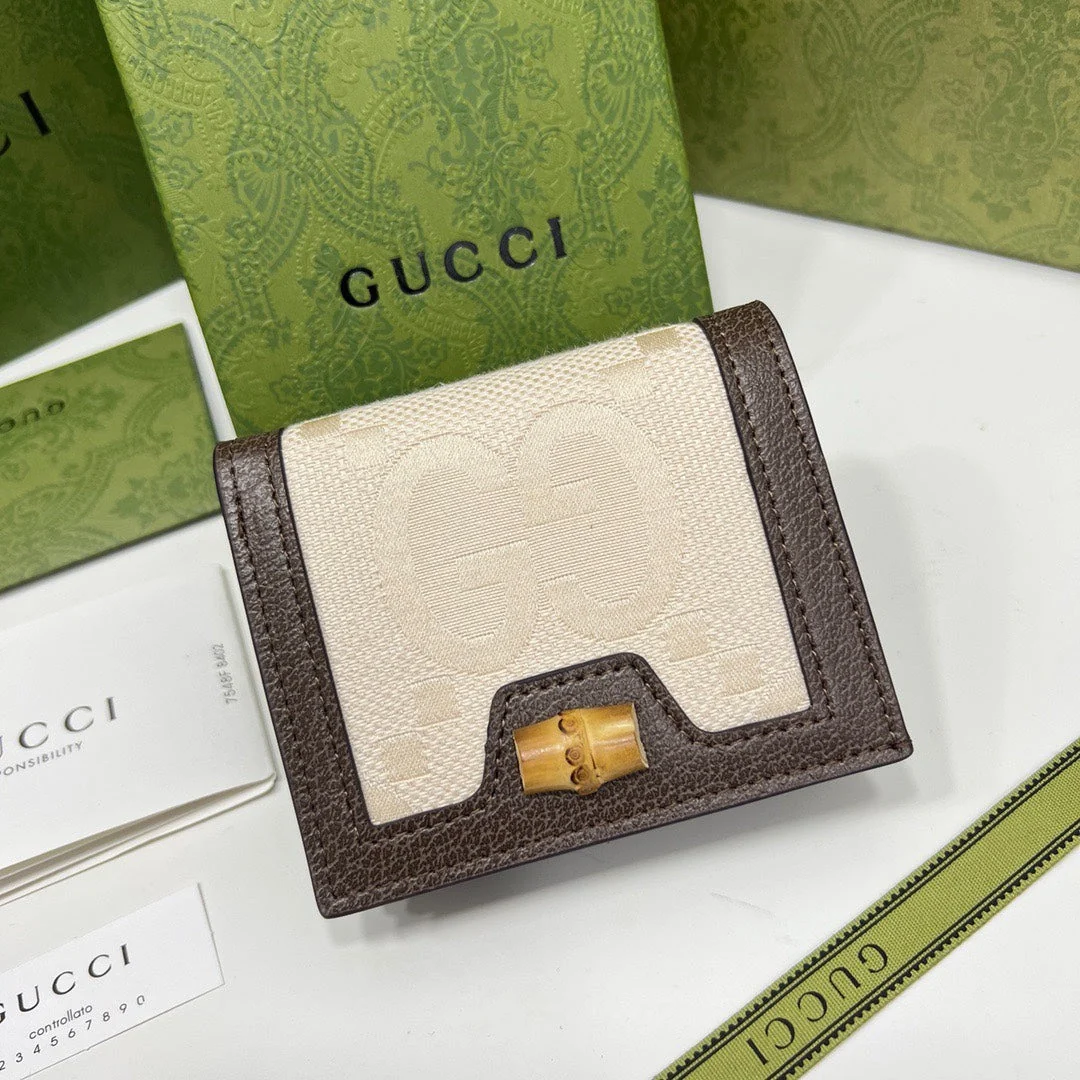 【Gucci】 Simple & Elegant Ultra-Thin Short Wallet - Limited Edition