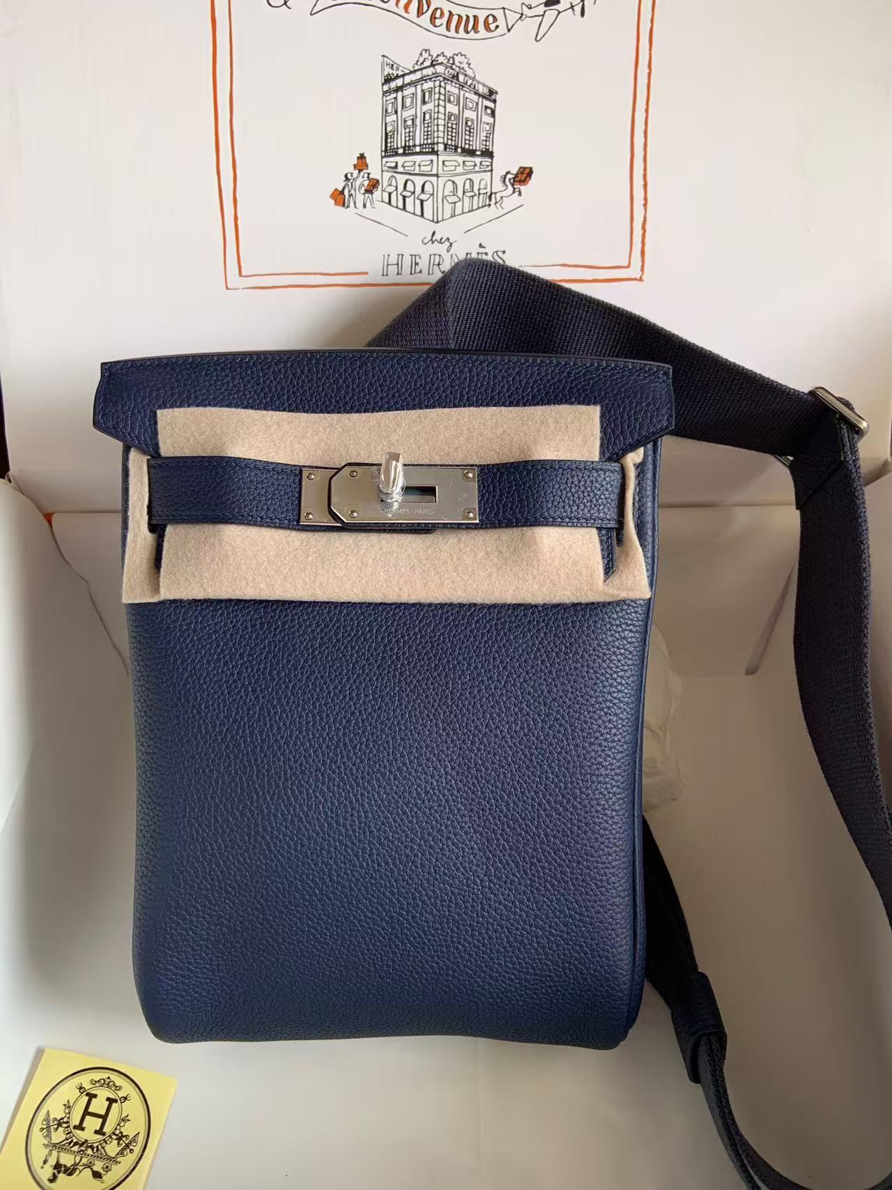 Hermès chest bag customize