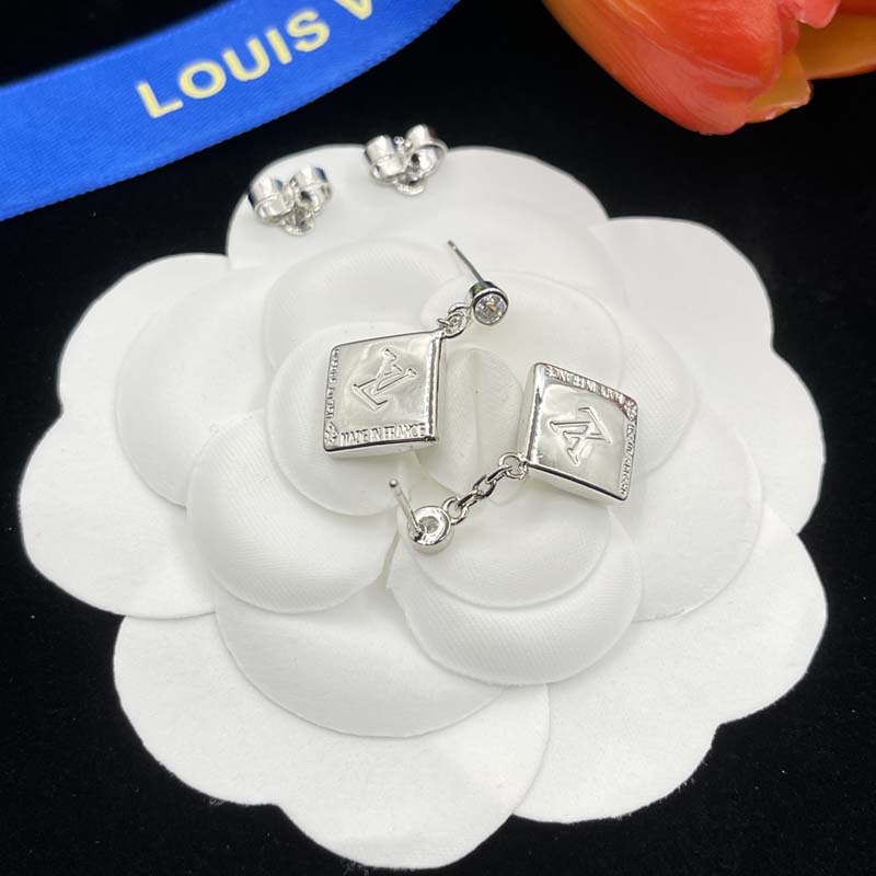 Earrings VVED-9110039