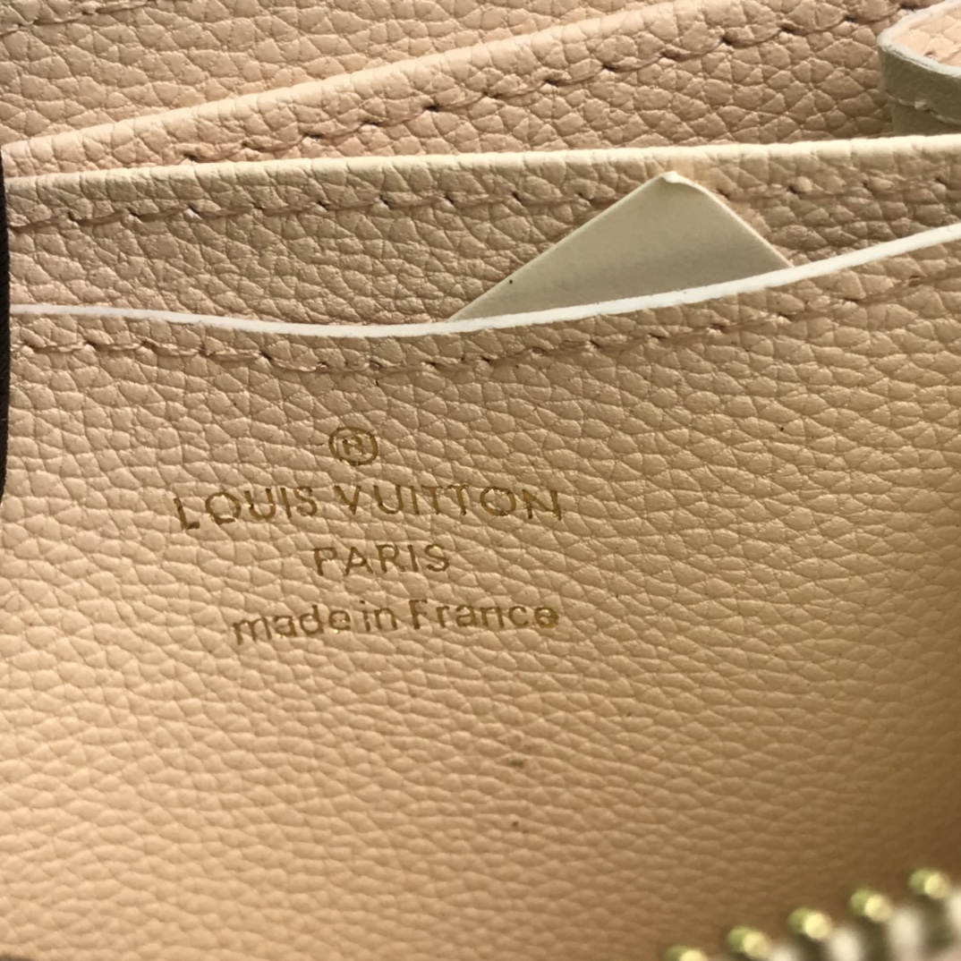 3 colors wallet 4.3″x3.3″x0.8″ BB-918000207