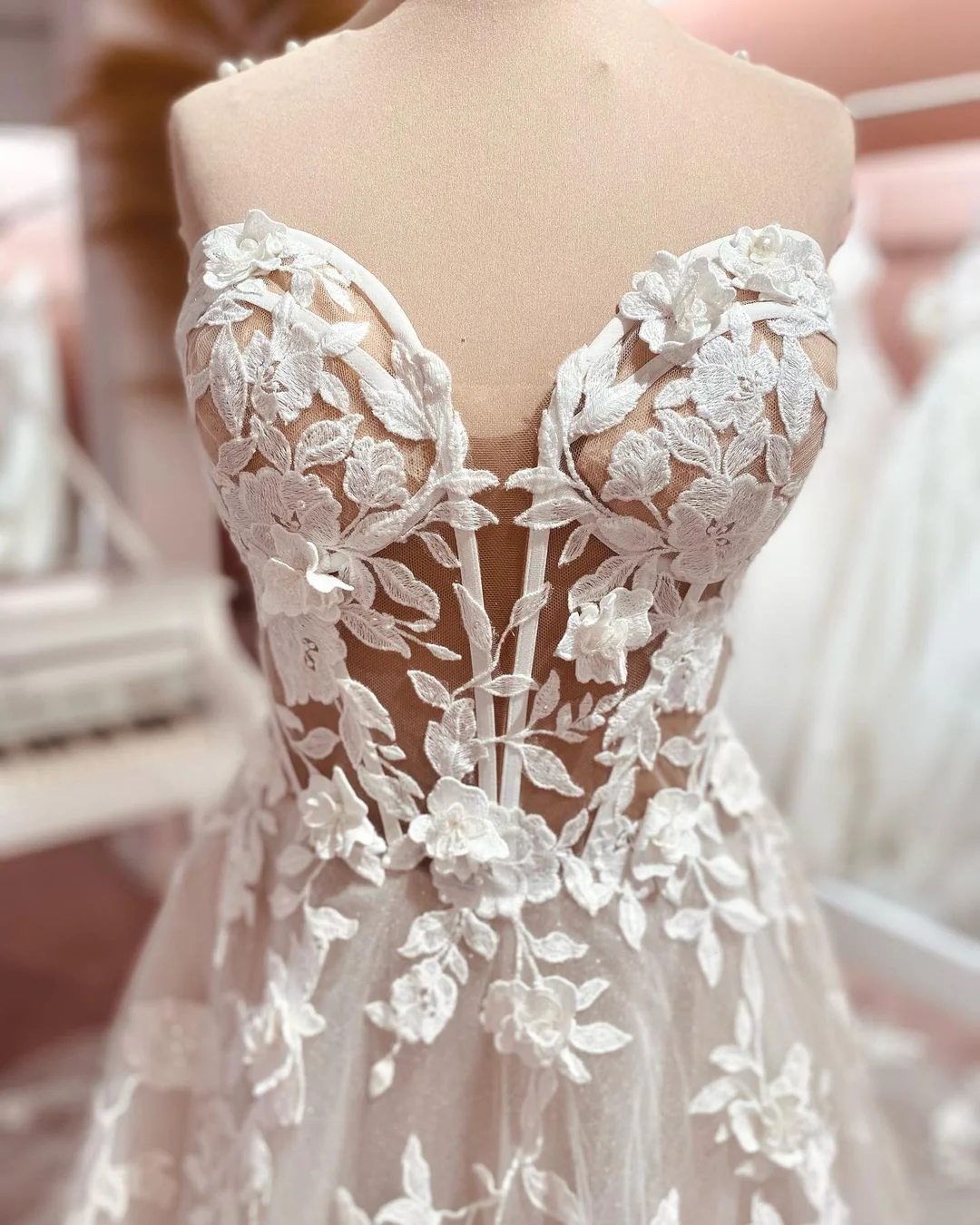 Fairy A Line Sweetheart Tulle Long Wedding Dress with Appliques