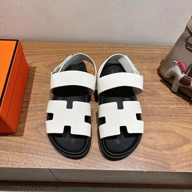 New High Quality Sandals LX-872331