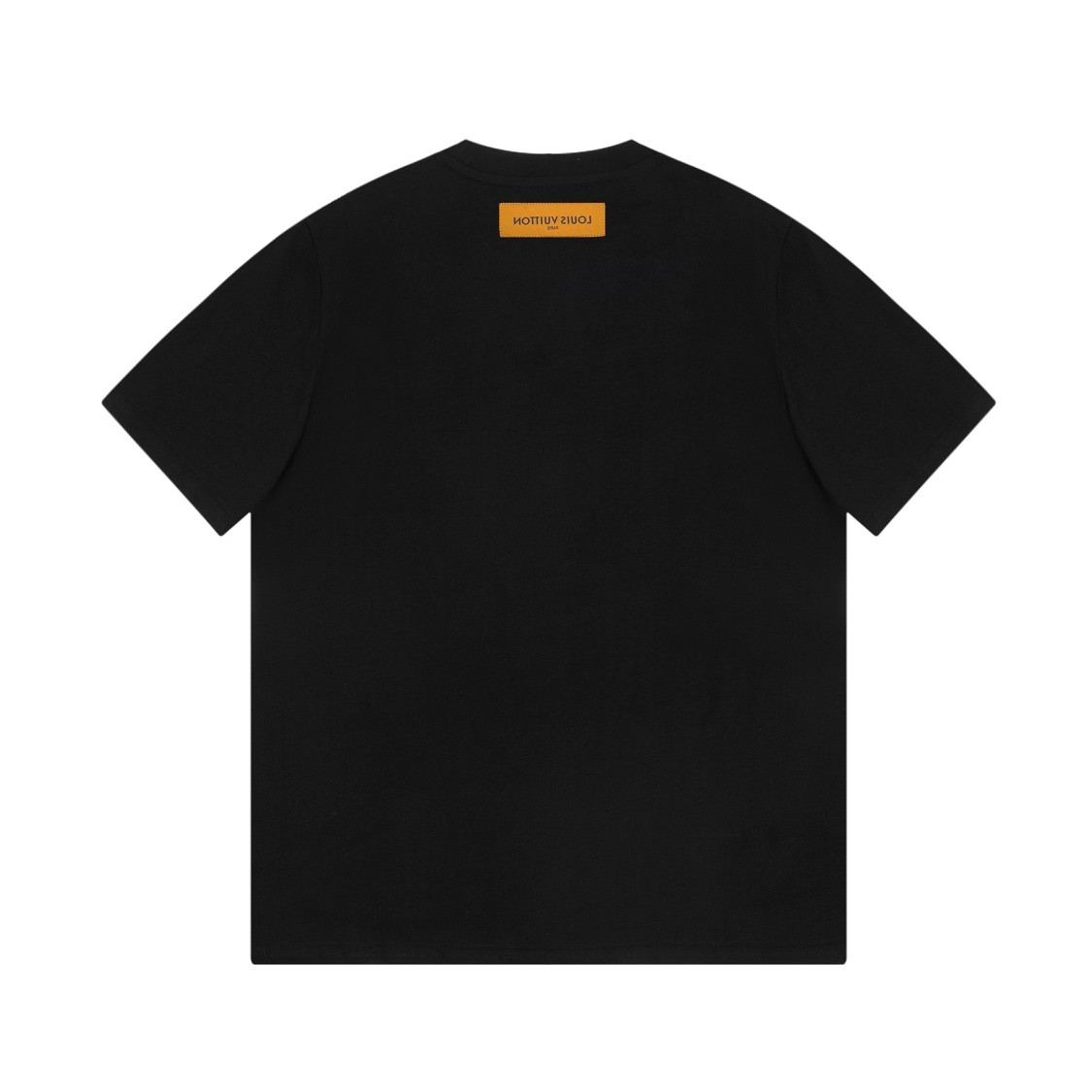 LV 230,000 new T-shirts for spring and summer