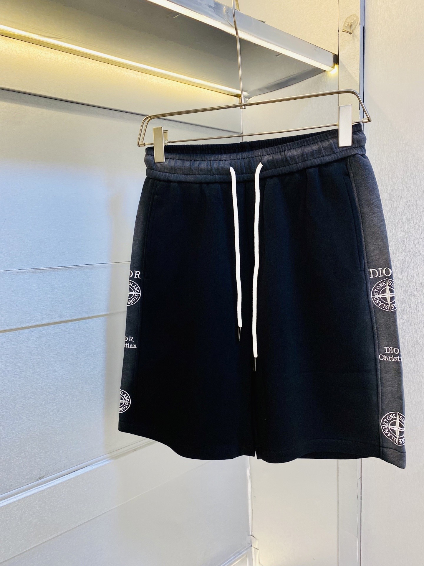 DR Shorts