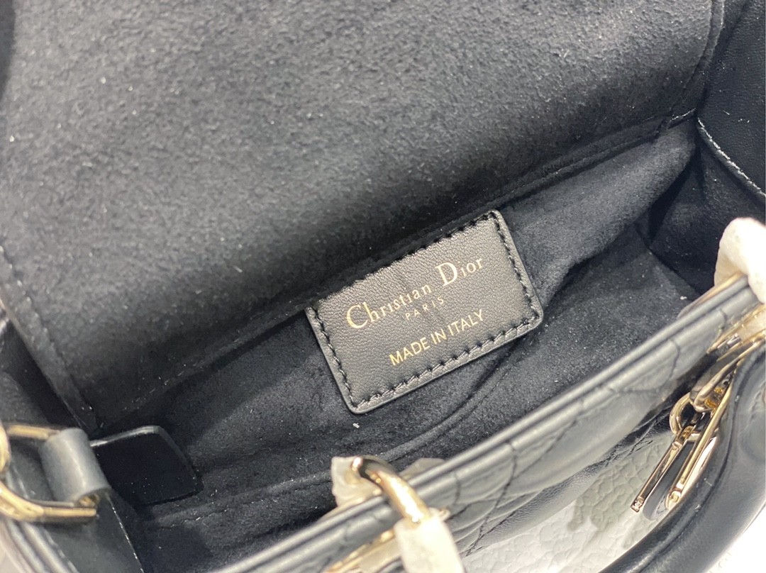 DR Lady D-Joy Handbag 16.5x10x6cm
