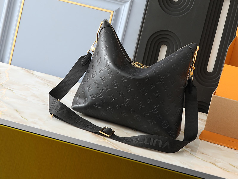 Black Leather 15.0″x13.0″x3.9″ Chains Handbag with Adjustable Strap BB-921523