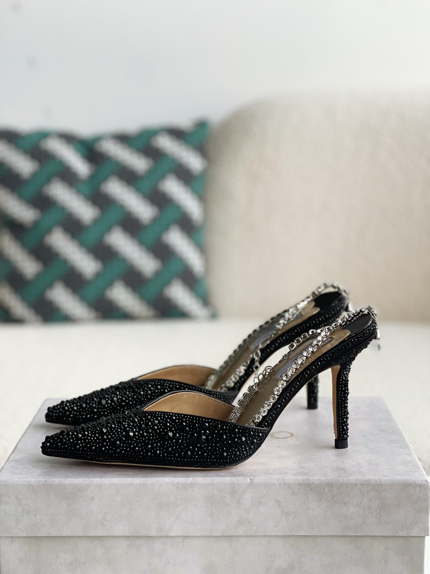 Jimmy Ch/Saeda 100 Lady Crystal Chain Heels JC