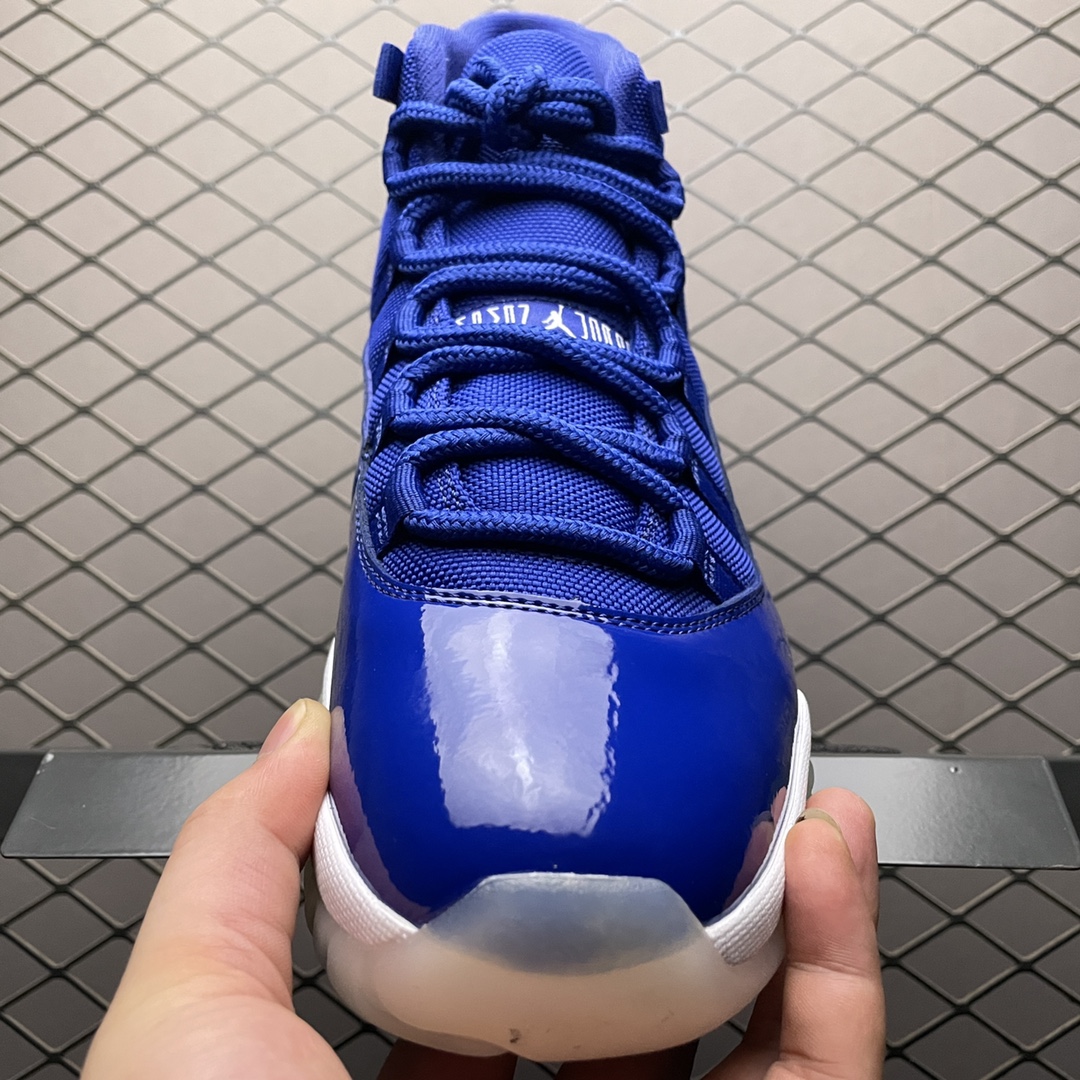 JRD 11 Retro blue AT7802-115