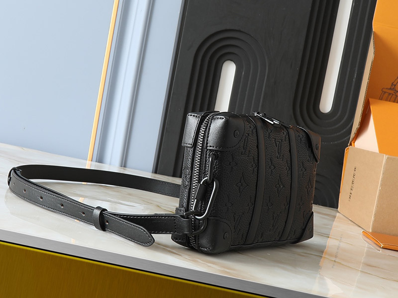 Black Prints Leather 8.9″x5.5″x2.0″ Handbag with Adjustable Strap BB-921496