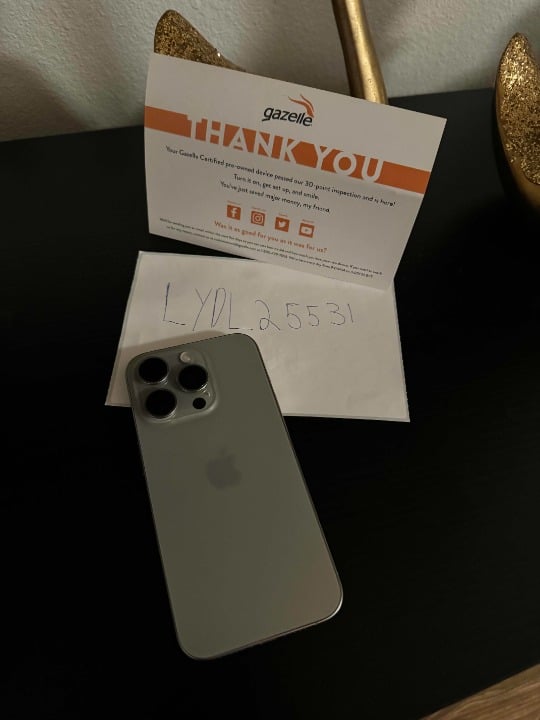 iphone 15 pro 7L67