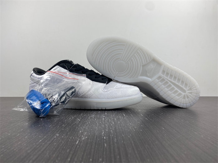NK Dunk Low CLOT Fragment White FN0315-110