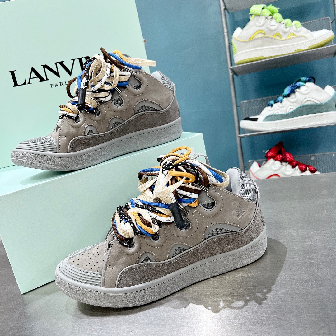 LAN Leather Curb 9