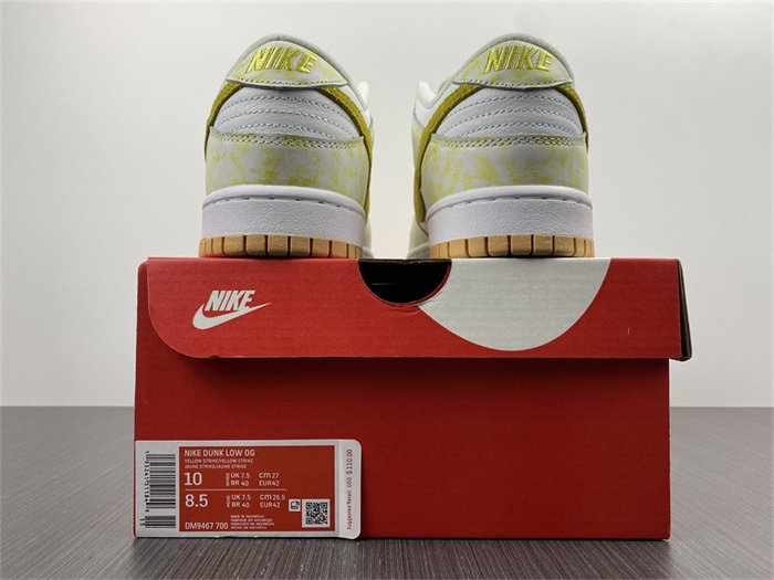 NK Dunk Low Yellow Strike DM9467-700
