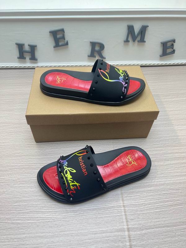 C X L Men's slippers