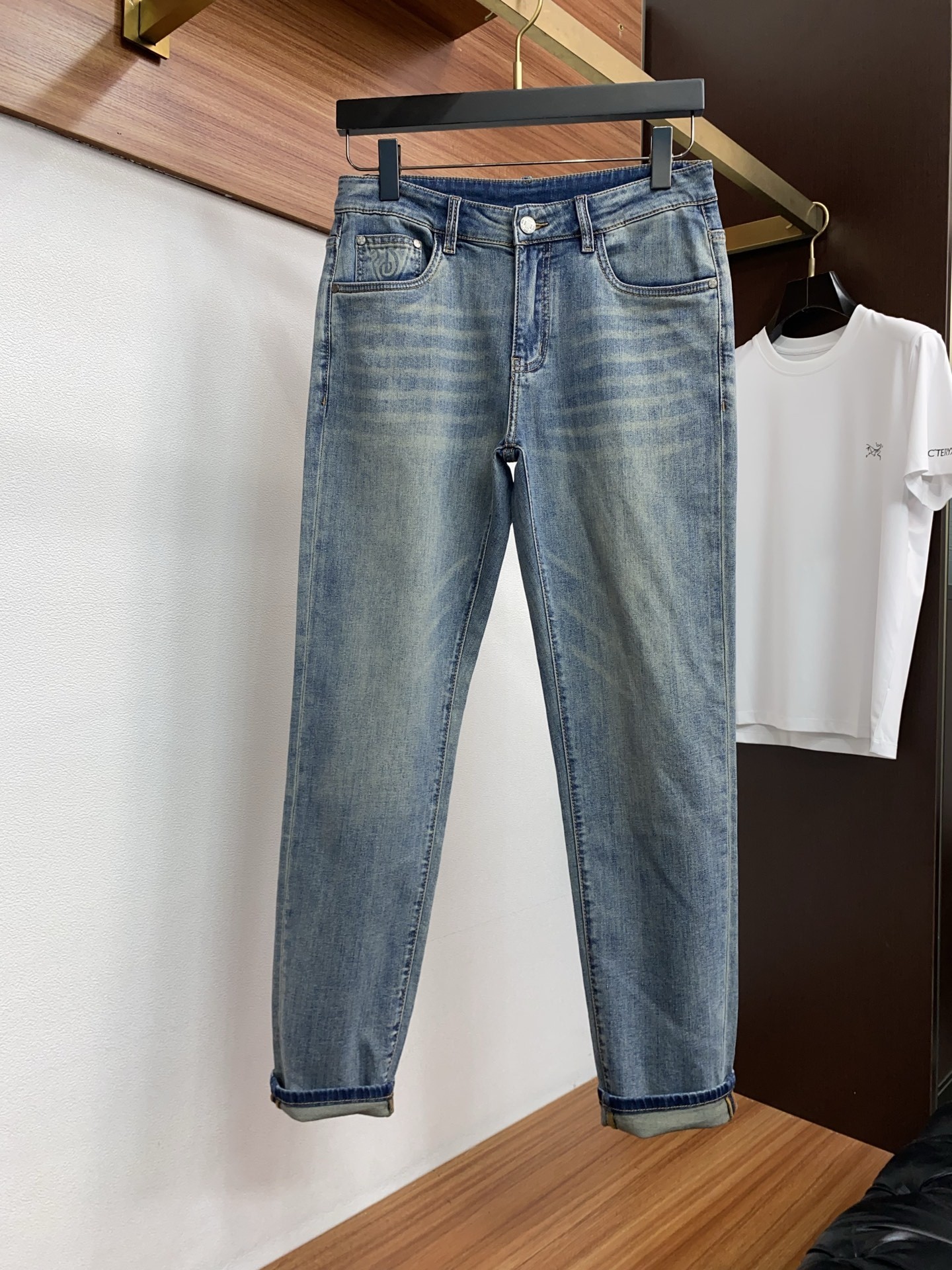B B R Jeans