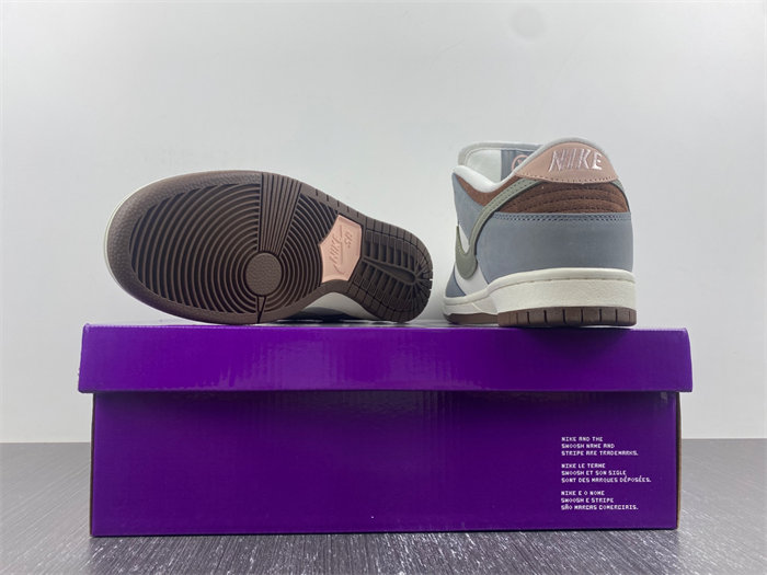 NK SB Dunk Low x Yuto Horigome FQ1180-001