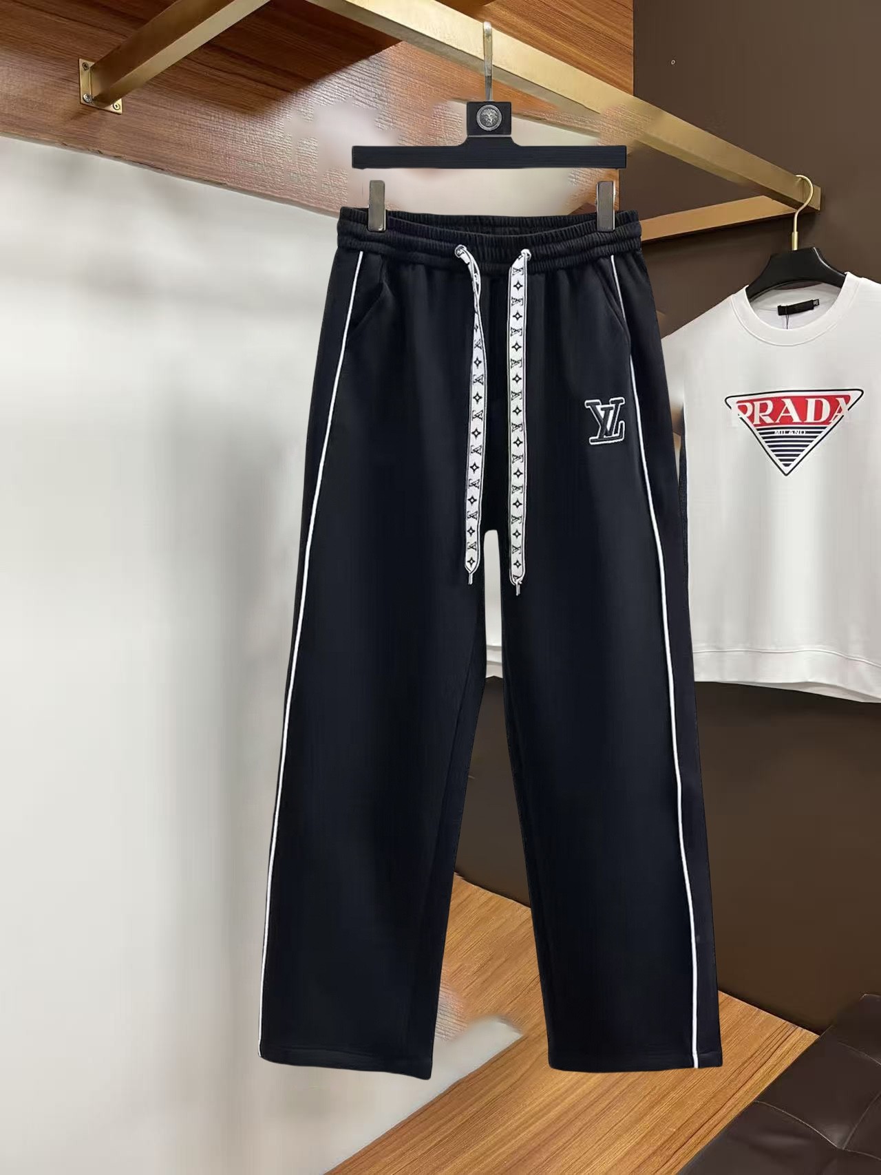 LV Casual pants