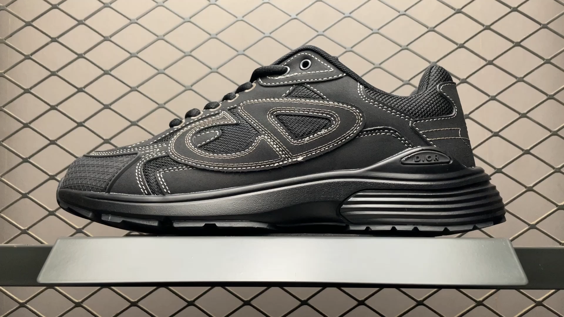 DR b30 sneaker