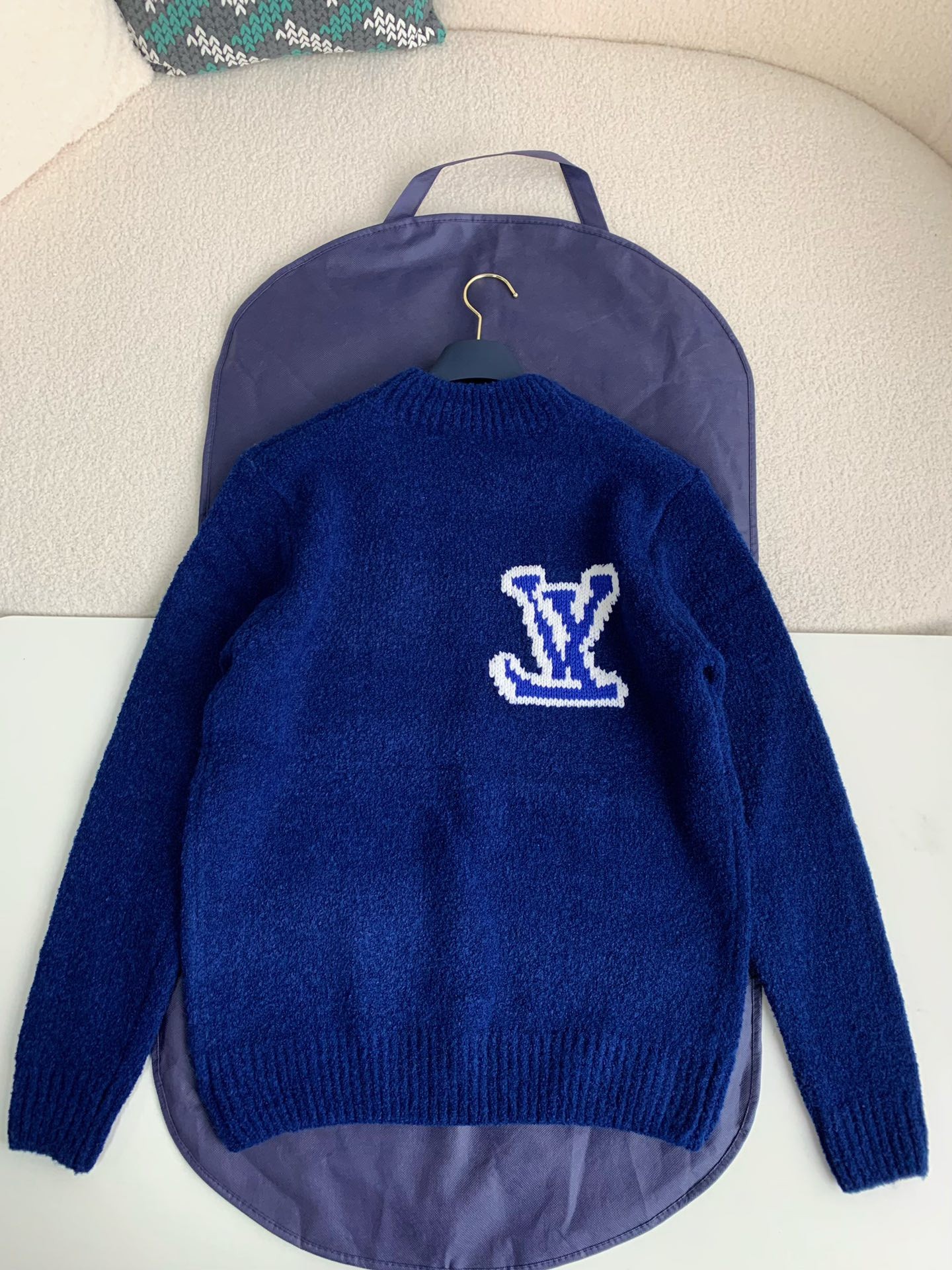 LV 23FW Sweater
