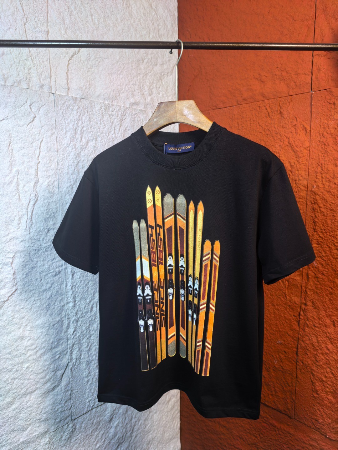 LV T-shirt