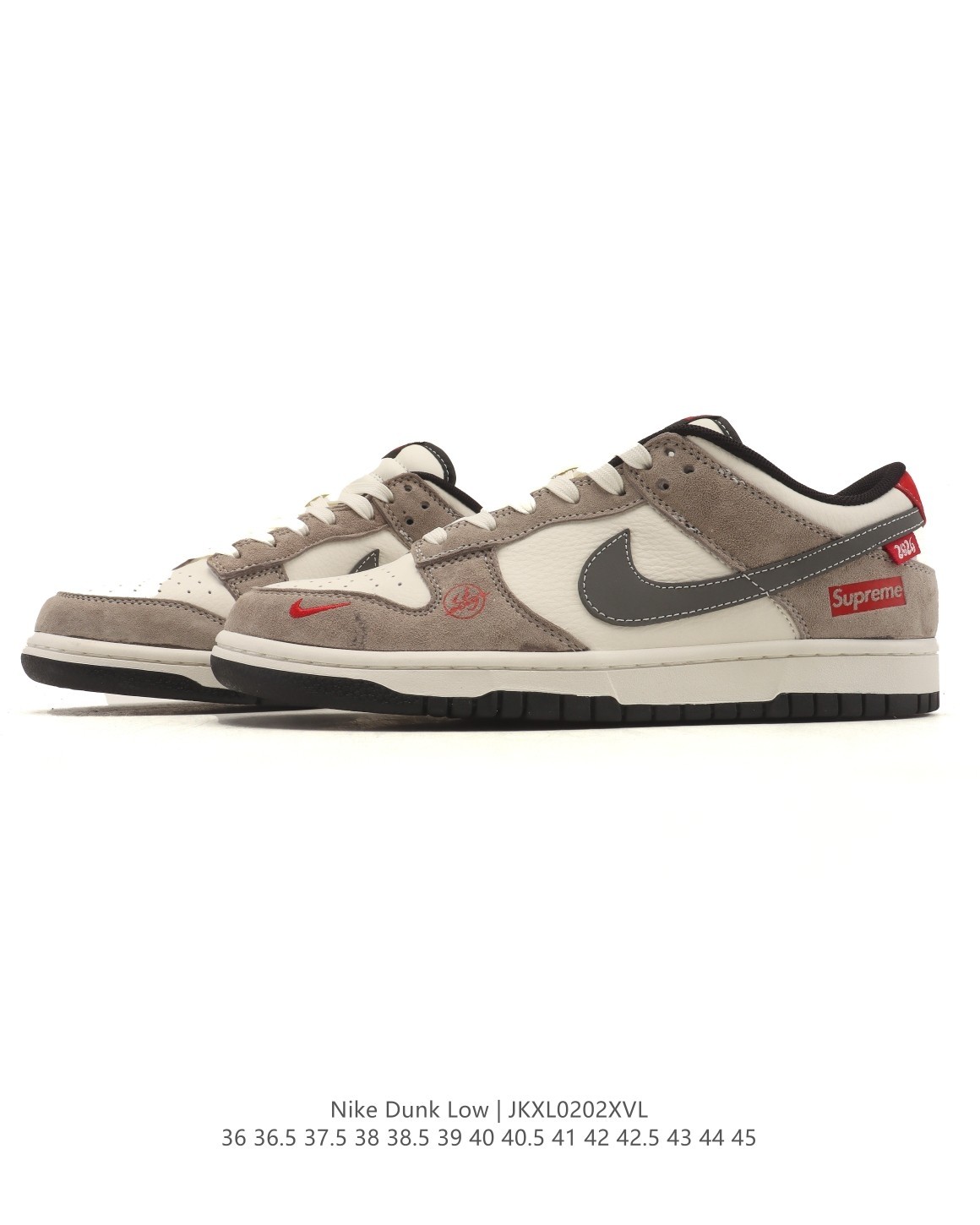NK SB Dunk Low Pro x Supreme JJ2508